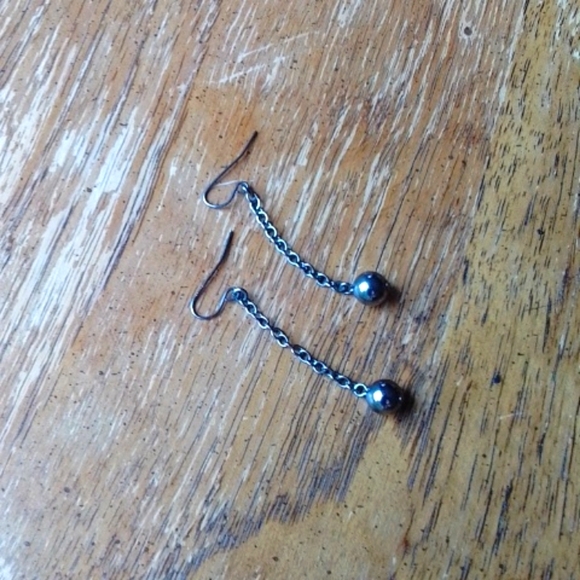 πPair of "Gothic" Ball and Chain Dangle Earrings!!! - Picture 4 of 5